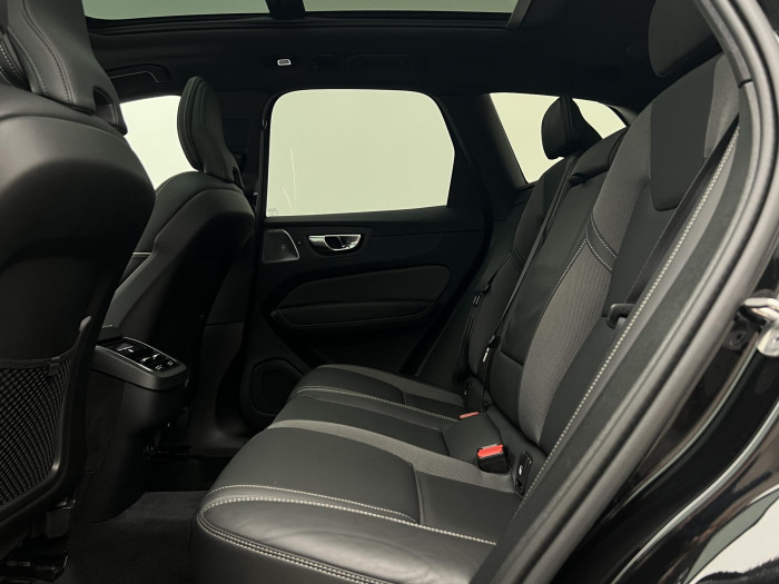 Volvo XC60 B5 AWD ULTRA BLACK EDITION AUT 2.0 Edition