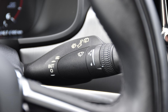 Volvo V90 D4 MOMENTUM ADVANCED REZERVACE 2.0 d Momentum