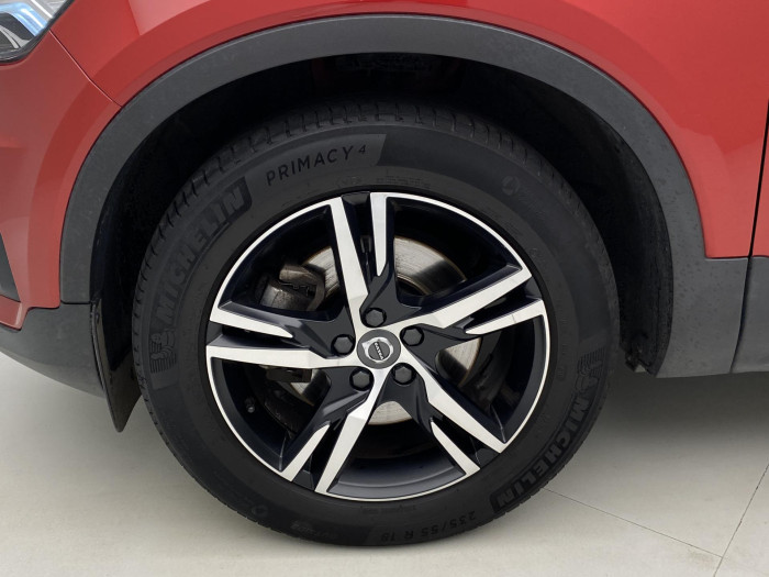 Volvo XC40 T4 AWD R-DESIGN AUT