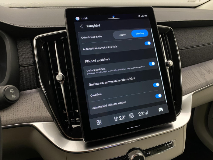 Volvo XC90 T8 AWD RECHARGE BRIGHT PLUS 7m