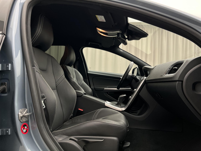 Volvo V60 D2 DYNAMIC EDITION AUT 1.maj. 2.0 d Dynamic Edition