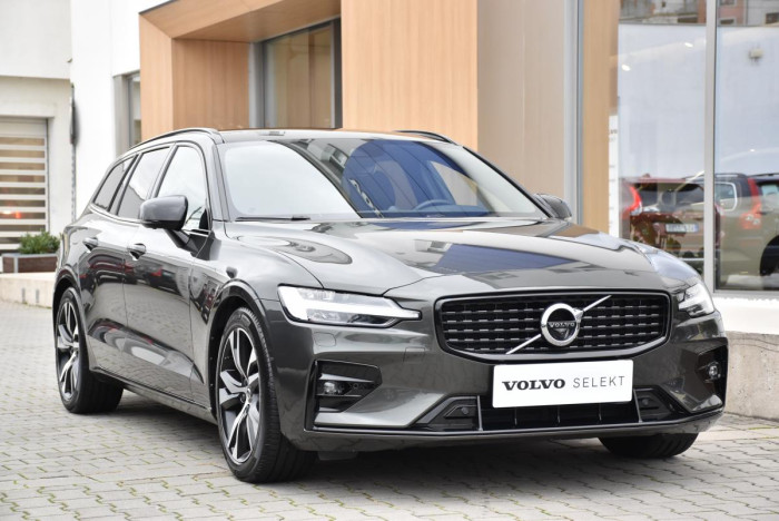 Volvo V60 B4 R-Design AUT 1.maj.