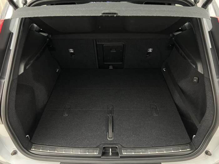 Volvo XC40 T3 R-DESIGN