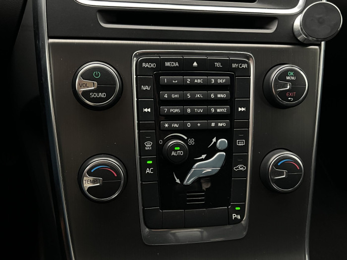 Volvo V60 D3 MOMENTUM AUT 2.0 d Momentum