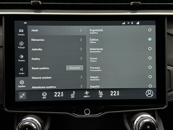 Lynk & Co 01 PHEV DCT AUT 1.maj