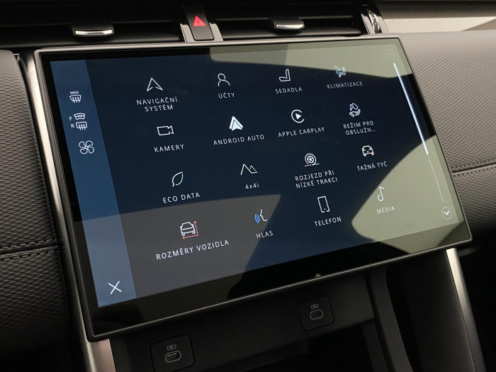 Land Rover Discovery Sport D200 DYNAMIC SE AWD AUT 2.0 d Dynamic SE