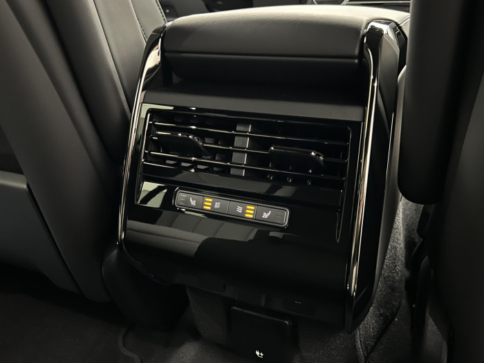 Land Rover Range Rover Sport D300 DYNAMIC SE AWD Aut 3.0 d Dynamic SE