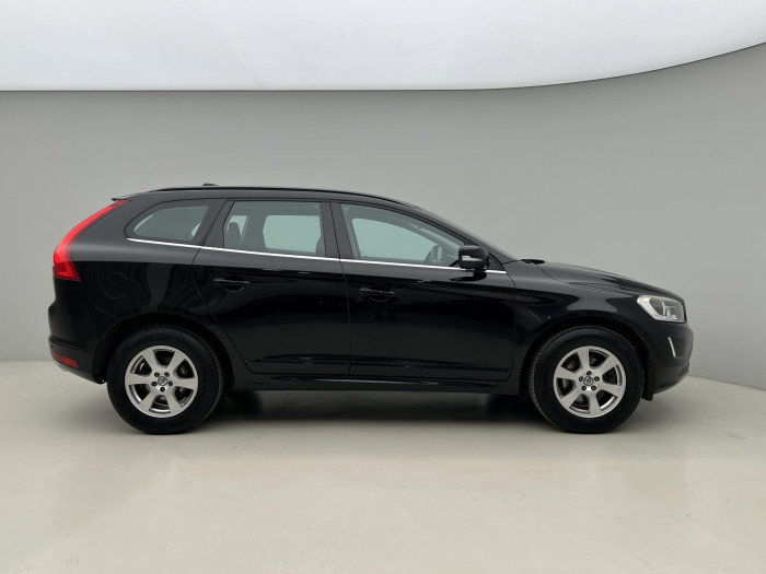 Volvo XC60 D4 AWD MOMENTUM AUT CZ 2.4 d Momentum