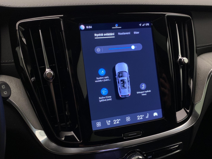 Volvo V60 T8 AWD PLUG-IN BRIGHT ULTRA CZ