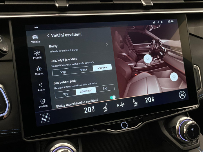 Lynk & Co 01 PHEV DCT AUT 1.maj REZERVACE