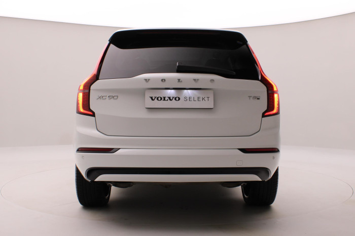 Volvo XC90 T8 AWD RECHARGE DARK REZERVACE
