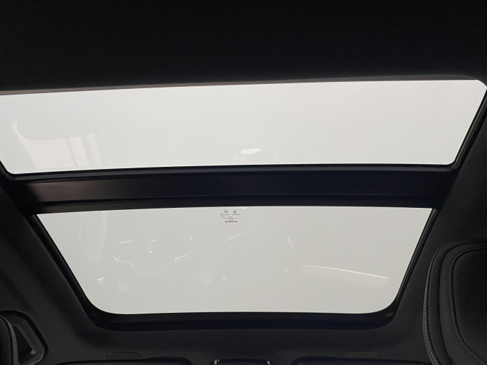 Volvo S60 T6 AWD PLUS DARK REZERVACE