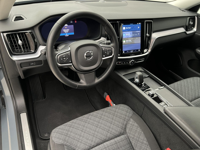 Volvo V60 B3 CORE AUT 1.maj.