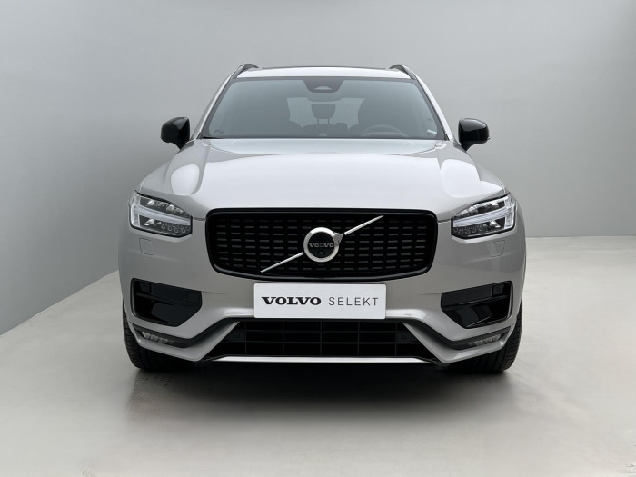 Volvo XC90 B5 AWD ULTIMATE DARK 7MÍSTNÁ
