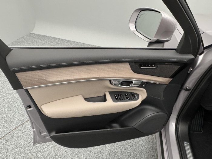 Volvo XC90 B5 AWD AUT BRIGHT PLUS 7míst