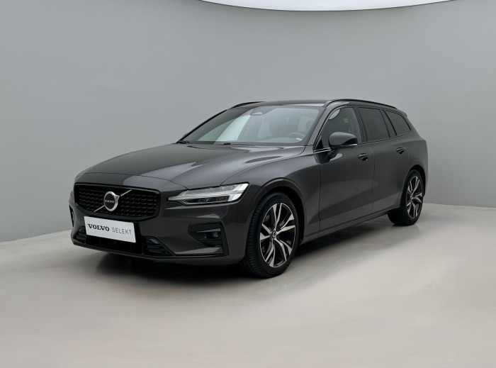 Volvo V60 B4 PLUS DARK Aut 1.maj.