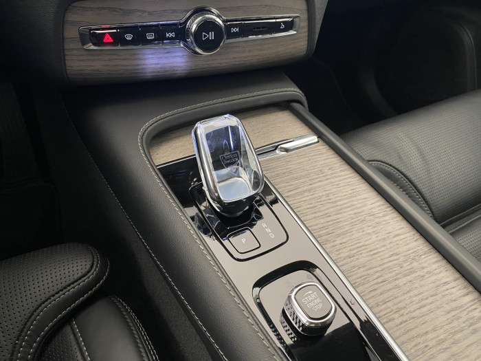 Volvo XC90 B5 AWD DARK PLUS AUT CZ