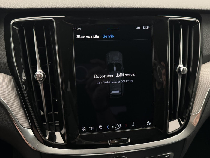 Volvo V60 CC B5 AWD PLUS AUT 1.maj