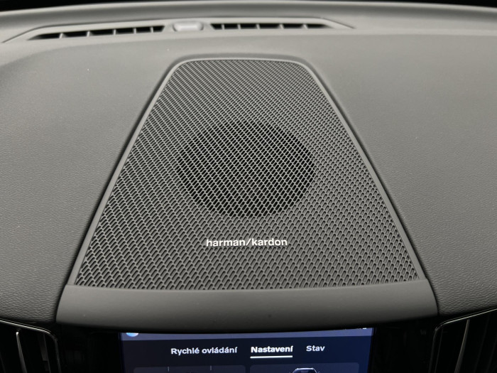 Volvo XC60 B5 AWD PLUS DARK AUT 1.maj.