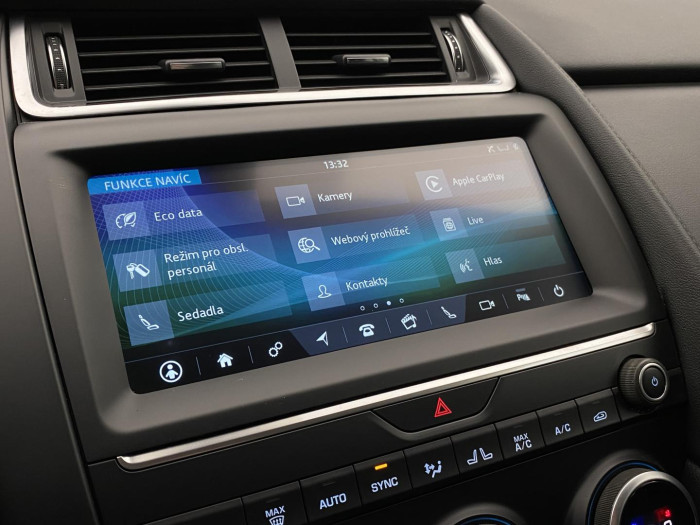 Jaguar E-Pace D150 S AWD AUT REZERVACE 2.0 d