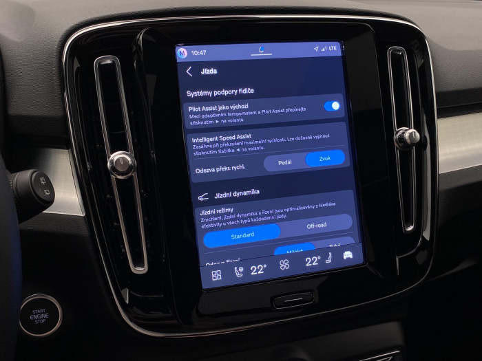 Volvo XC40 B4 AUT PLUS BLACK EDITION