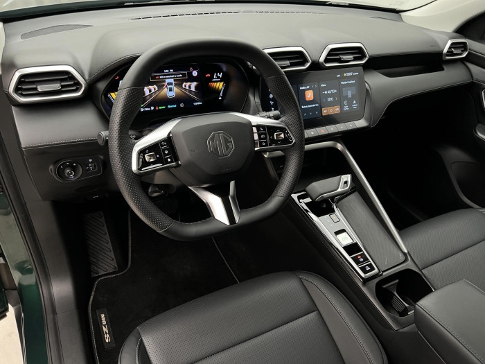 MG ZS 1.5 EXCLUSIVE HYBRID+ AUT CZ 1.5 Exclusive