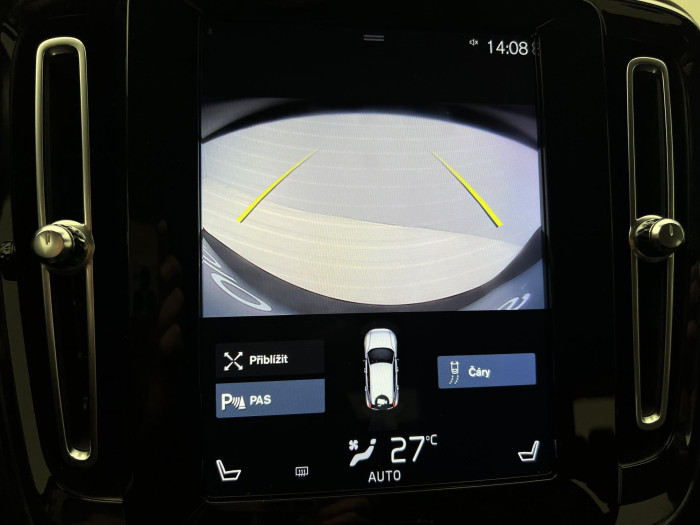 Volvo XC40 D3 AWD MOMENTUM AUT 2.0 d Momentum