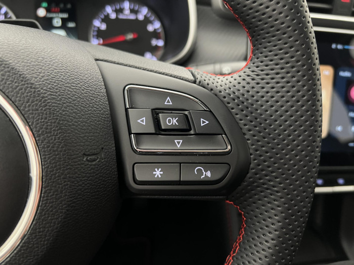 MG ZS 1.5 ESSENTIAL PLUS CZ 1.maj.