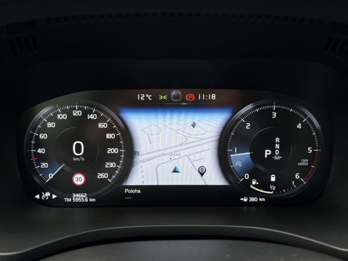 Volvo XC60 B4 MOMENTUM Aut 2.0 Momentum