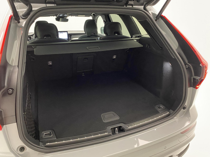 Volvo XC60 T6 AWD AUT DARK PLUS