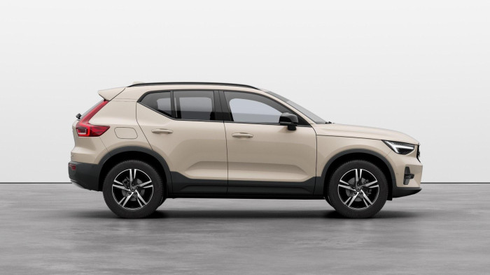 Volvo XC40 B4 AUT DARK PLUS