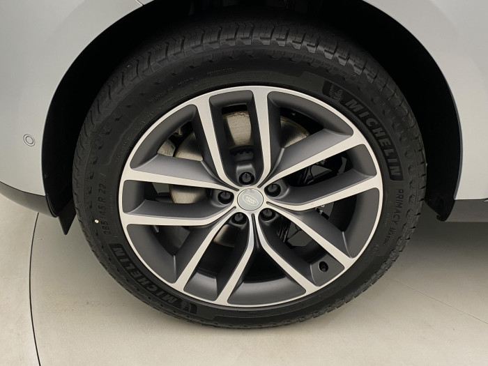 Land Rover Range Rover P550e AUTOBIOGRAPHY