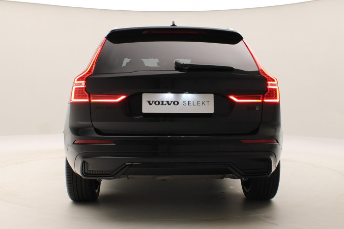 Volvo XC60 B5 AWD ULTIMATE BE REZERVACE