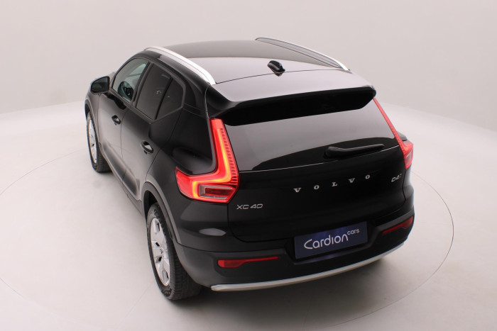 Volvo XC40 D4 AWD MOMENTUM AUT 2.0 d Momentum