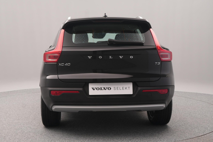 Volvo XC40 T3 MOMENTUM CZ 1.maj 1.5 Momentum