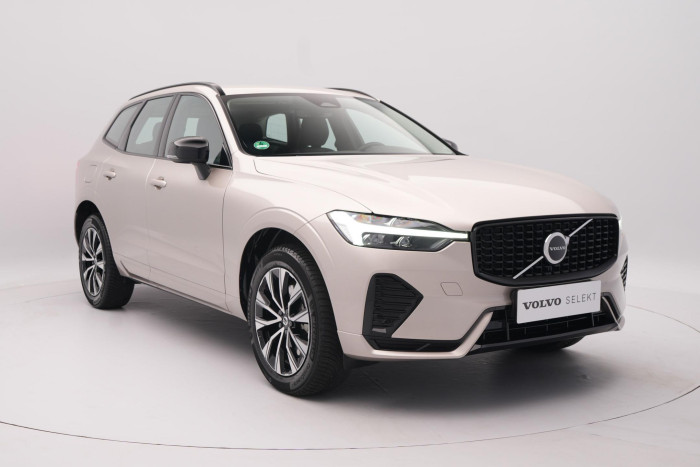 Volvo XC60 B4 AWD PLUS DARK AUT CZ 1.maj