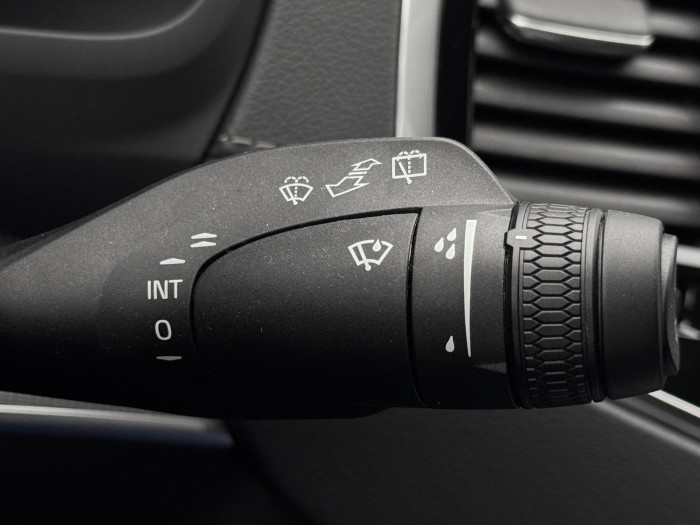 Volvo XC90 T8 AWD RECHARGE DARK PLUS