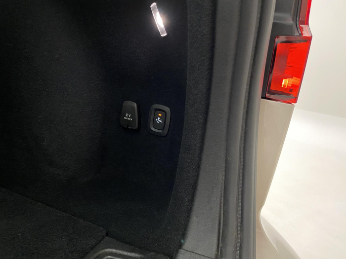 Volvo V60 T6 AWD RECHARGE CORE AUT CZ