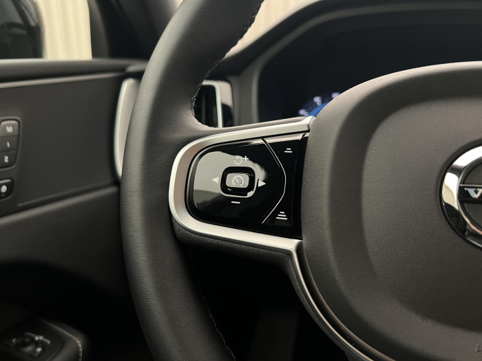 Volvo XC60 B5 AWD BLACK EDITION PLUS AUT