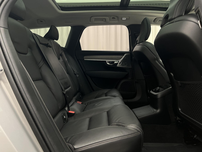 Volvo V90 T6 AWD RECHARGE PLUS DARK AUT