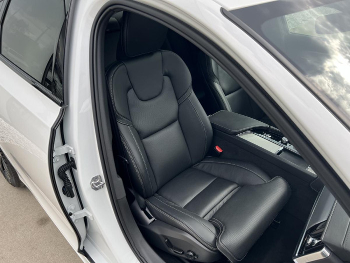 Volvo S90 B5 AWD R-DESIGN Aut 1.maj.