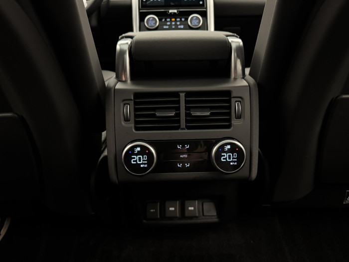 Land Rover Discovery D250 R-DYNAMIC SE REZERVACE 3.0 d Dynamic SE