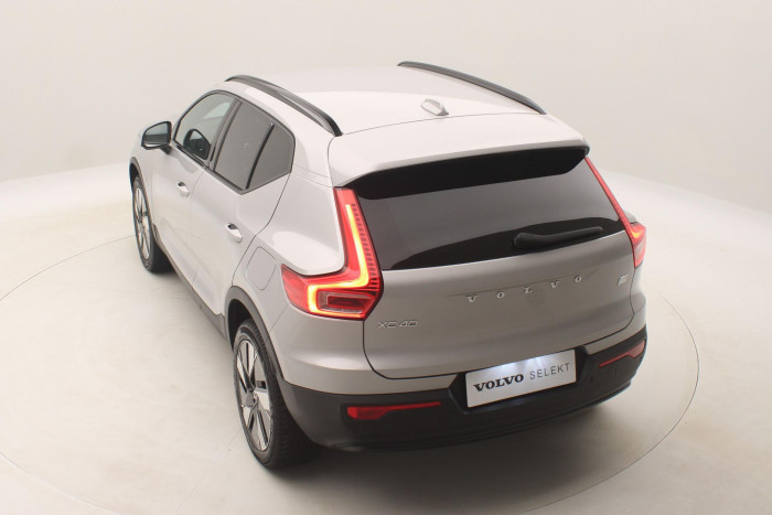 Volvo XC40 PLUS SINGLE MOTOR RECHARGE CZ