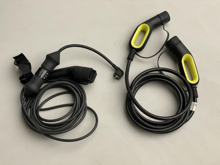 Lynk & Co 01 PHEV DCT REZERVACE