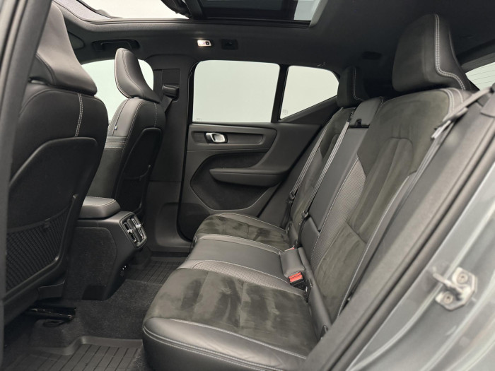 Volvo XC40 T5 AWD R-DESIGN