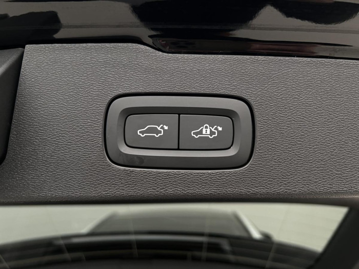 Volvo V60 CROSS COUNTRY B5 AWD Ultimate