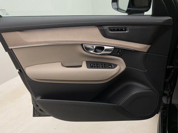 Volvo XC90 B5 AWD AUT BRIGHT PLUS 7míst