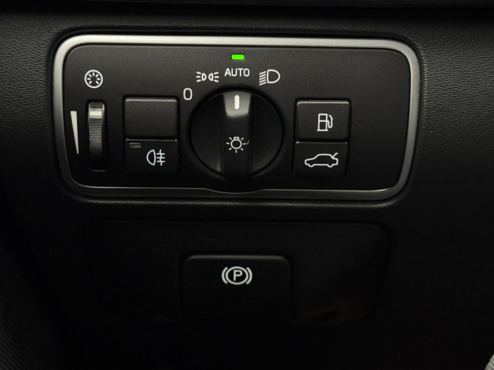 Volvo XC60 D4 AWD MOMENTUM AUT 2.4 d Momentum