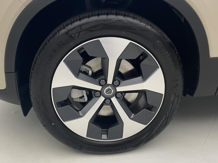 Volvo XC40 B4 AUT DARK ULTRA
