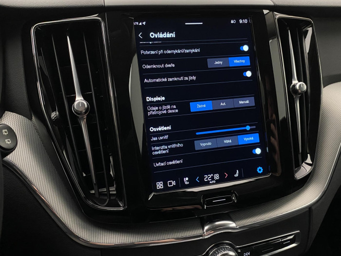 Volvo XC60 B4 AWD DARK PLUS AUT